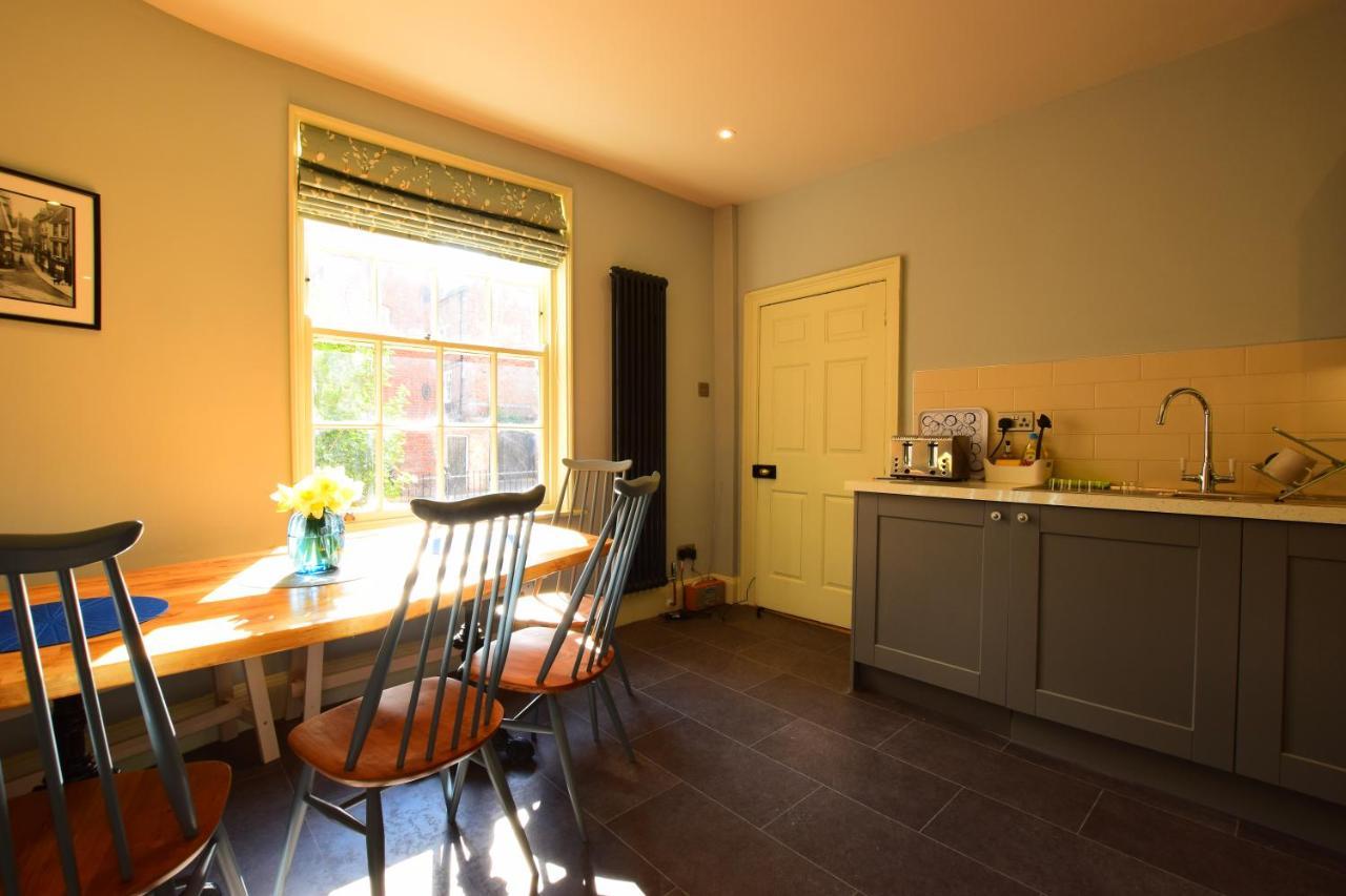 14 St Saviours Place, York Luaran gambar
